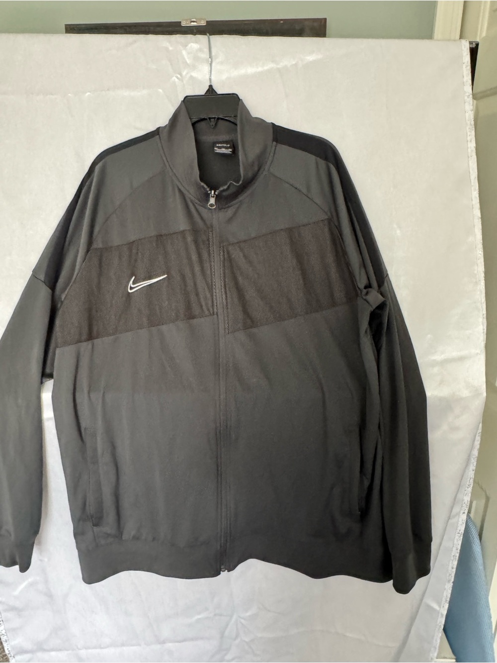 Nike Black Men's Lightweight Zip-Front Jacket